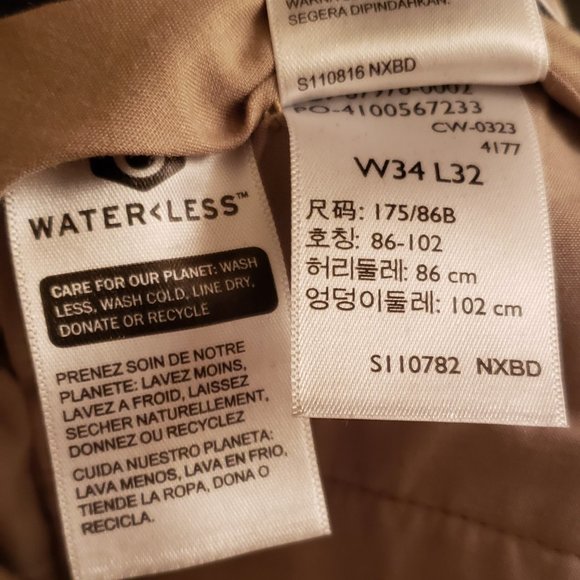 Dockers Men's Black Athletic Fit Flex Comfort Chinos, Size  W34 L32 - Picture 5 of 6